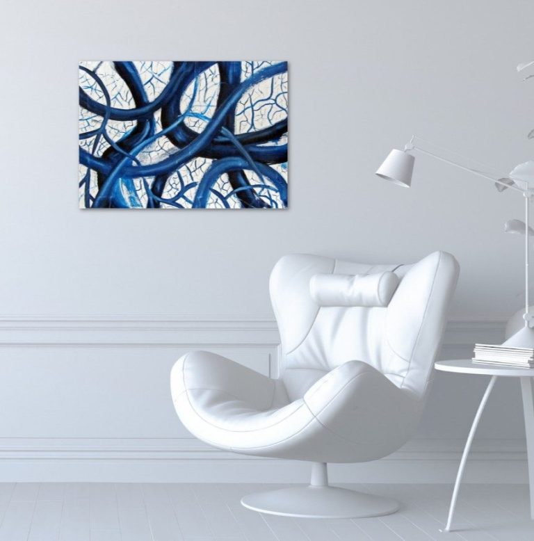 Blue System Abstrakte blaue Linien auf hellem Hintergrund, dekorativ in modernem Raum.Ölgemälde aus der Serie "Microcosmos" von Herbert Wiedergut.