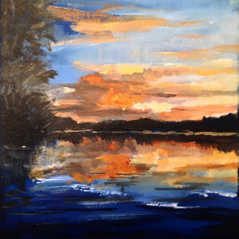 Abendstimmung am See Sonnenuntergang über einem stillen See mit lebhaften Farben und Spiegelungen im Wasser.