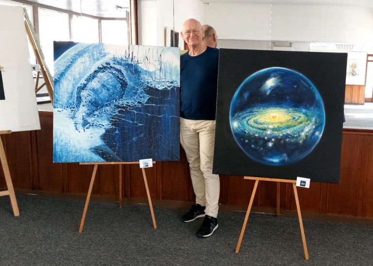 "Selbstportrait Microcosmos" und "Die Geburt des Adam" Hier begegnen sich Makroosmos und Microcosmos in zwei Ölgemälden von Herbert Wiedergut.