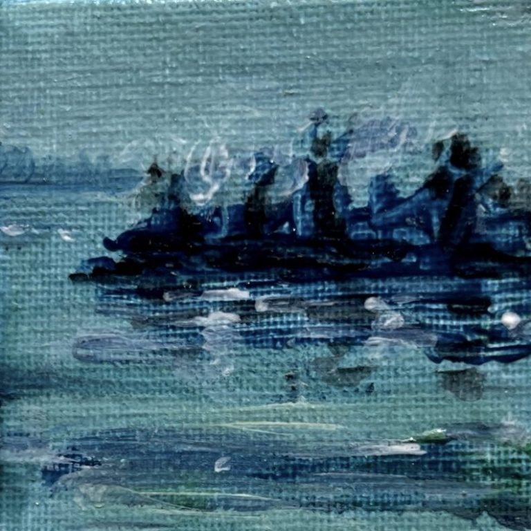 Abstraktes Gemälde in kühlen Blautönen mit angedeuteten Silhouetten auf Wasser.